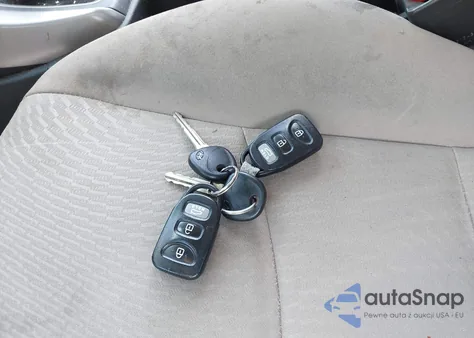 2016 Hyundai Elantra Se from USA, damaged, VIN KMHDH4AE5GU567539